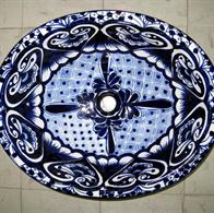 Mexicansk h�ndvask i bl� hvide nuancer.