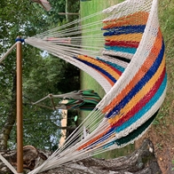 Festival Hængekøjestol i Net med farvet striber. 